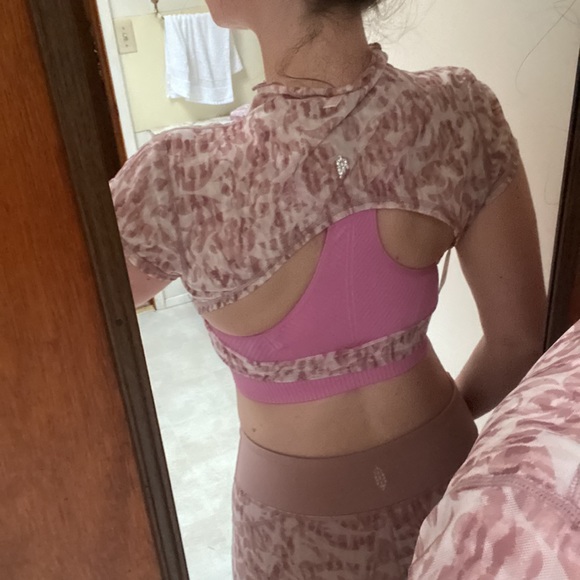 🧼[ Free People ] Movement See You Through Yoga Set in Blush - Picture 7 of 16